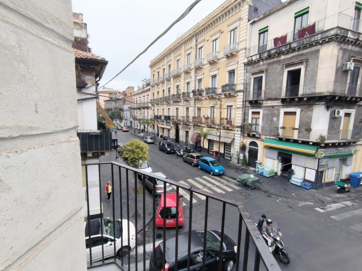 Re Federico II Apartment Catania Exterior photo
